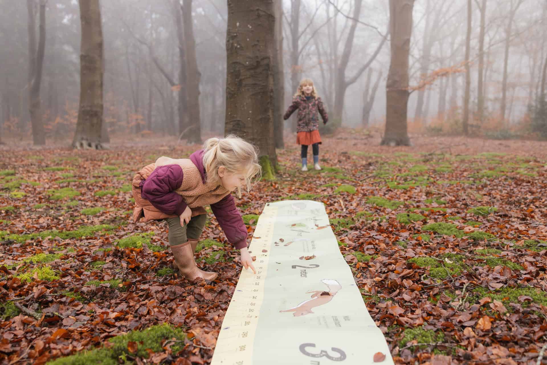 Beleef-en-Leer - 4 - kinderen ontdekken zelf welke mogelijkheden het springdoek biedt